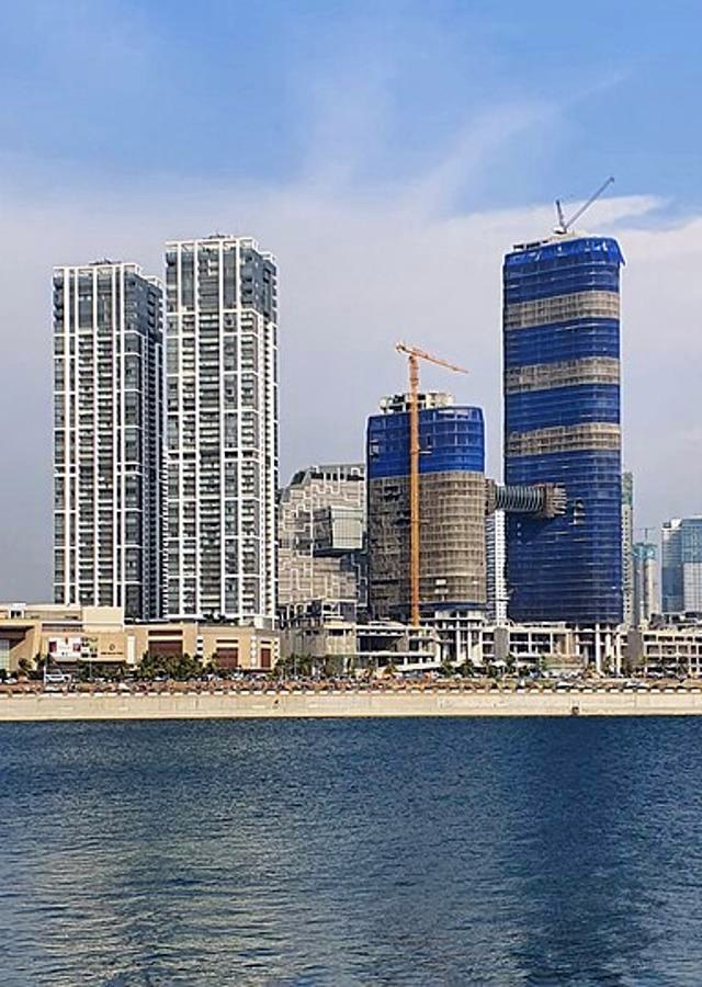 יום 1 – נחיתה והעברה לקולומבו