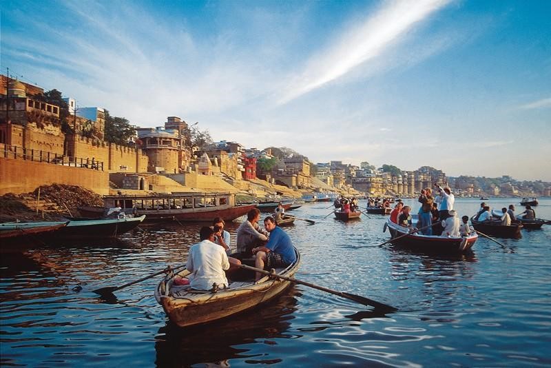 Discover the golden triangle through varanasi and spend 8 days and 7 night